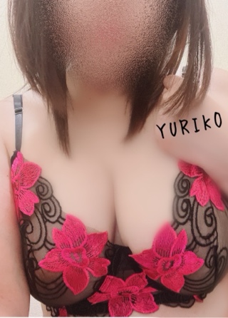 ゆりこ